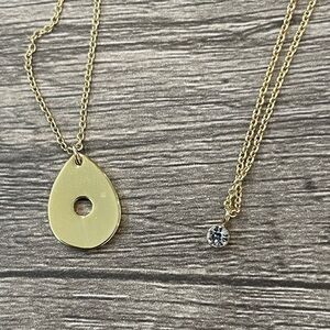 5th Avenue 2 Gold Necklaces